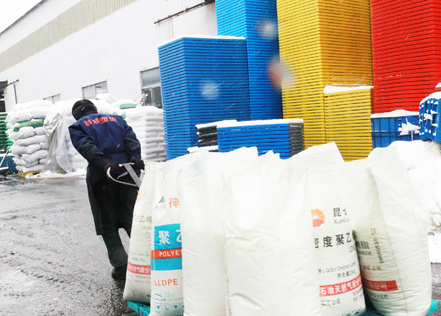 瑞雪兆豐年，2018你的年貨在路上...