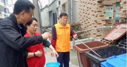 上海干濕分類垃圾桶紅色垃圾桶應(yīng)該放什么？能放什么？
